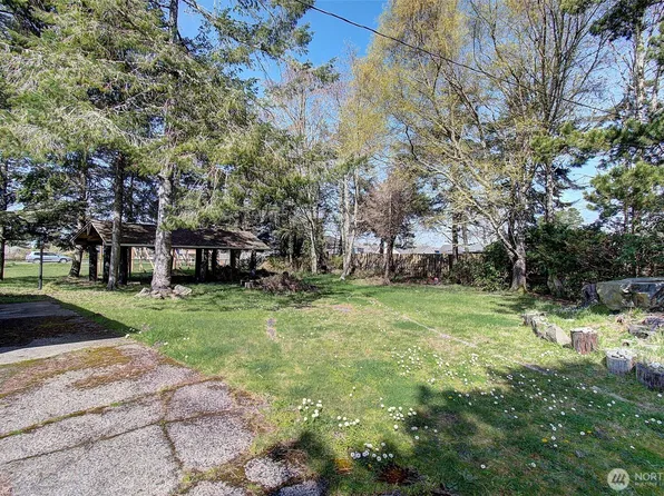 4913 N Place, Seaview, WA 98644