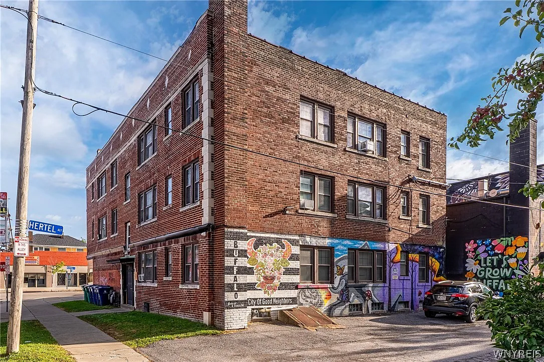 1225 Hertel Ave — Photo 2
