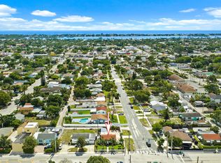 5320 Parker Avenue, West Palm Beach, FL 33405