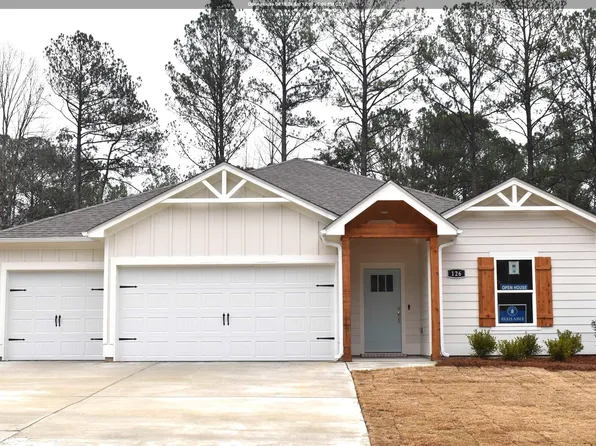 126 Townmoor Ln, Sterrett, AL 35147