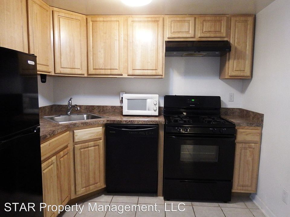 2nd image of 31 E 31st St APT 4
