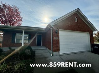 6936 Sandbur Ct, Burlington, KY 41005