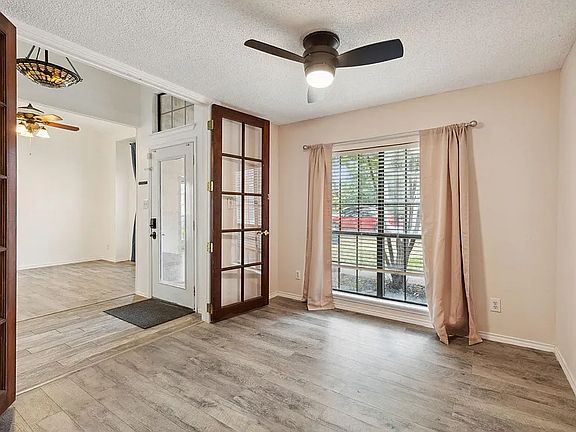 5th image of 2020 Crestmeadow St #1