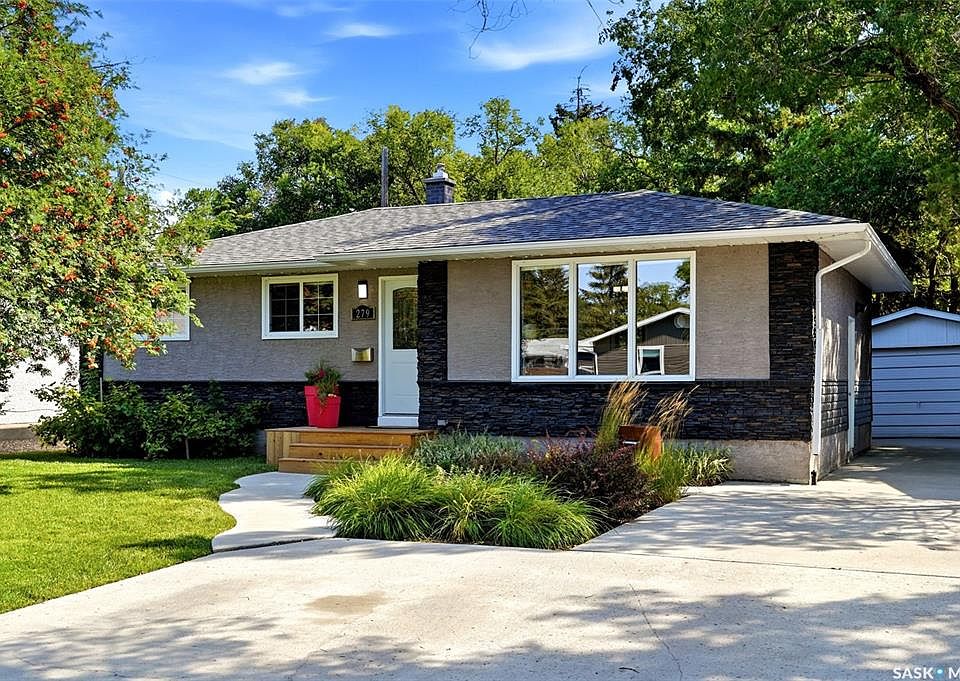 1st image of 279 Logan CRESCENT