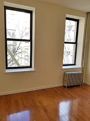 Rented by NYLA Realty