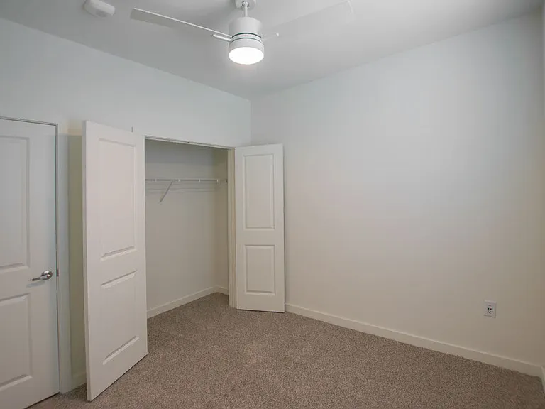 Loma Vista Lofts — Photo 40