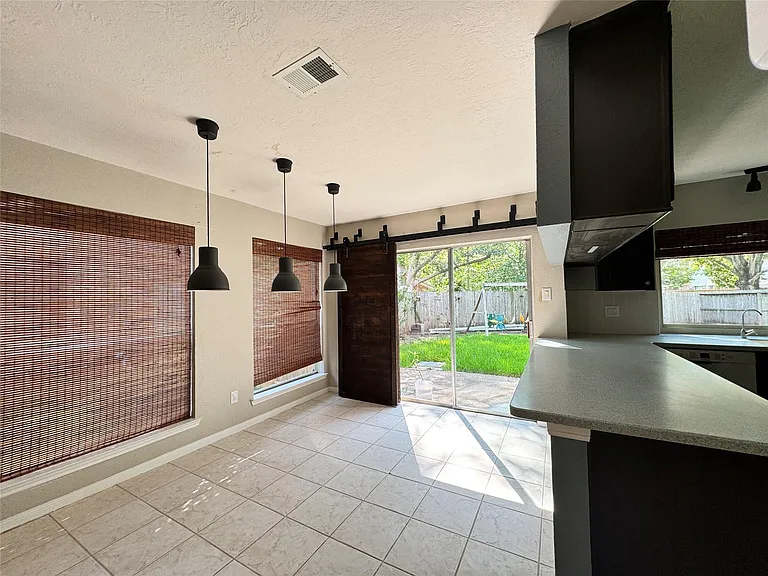 3406 Swift Creek Ct — Photo 18