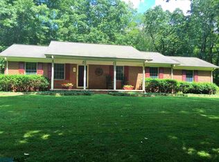 521 Hunters Lodge Rd, Troy, VA 22974