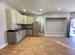 1713 S 22nd St #1F, Philadelphia, PA 19145