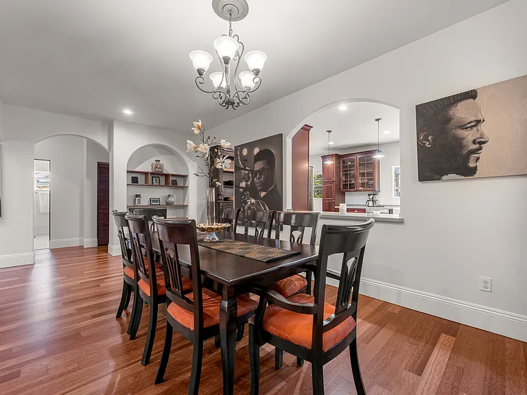 8302 S Sepulveda Blvd — Photo 84