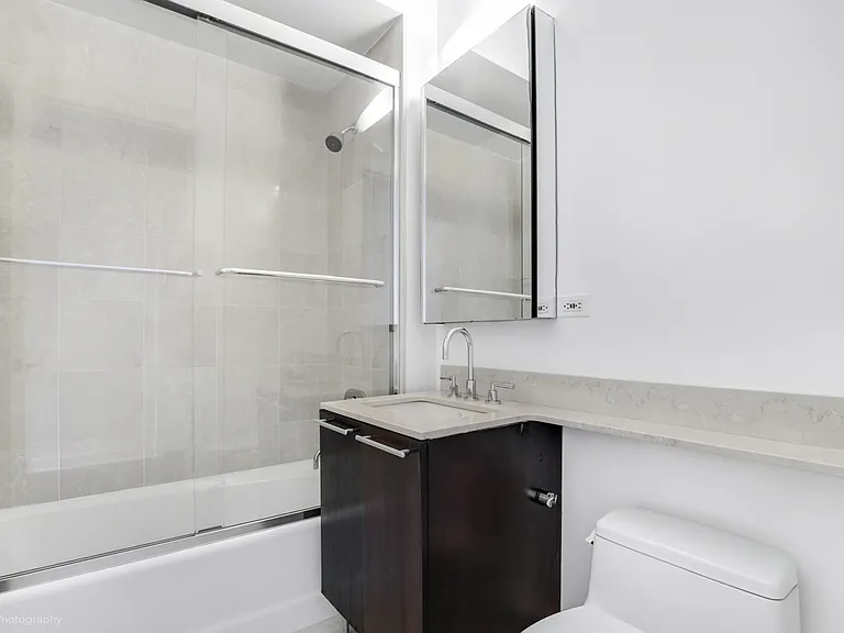 230 W 56th St #67B — Photo 18