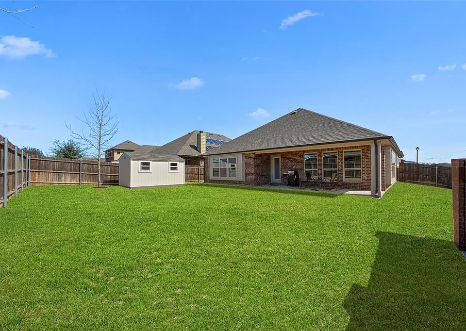 2nd image of 103 Kelvington Dr