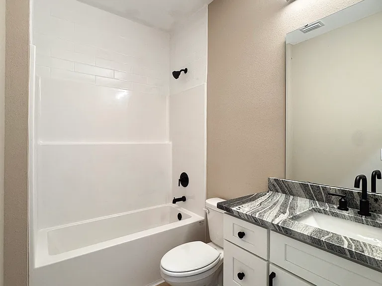 504 E Burgess Rd #C — Photo 16