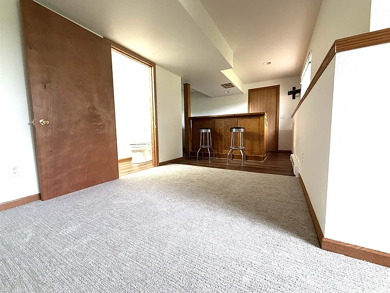 1217 Glacier Hill Dr — Photo 24