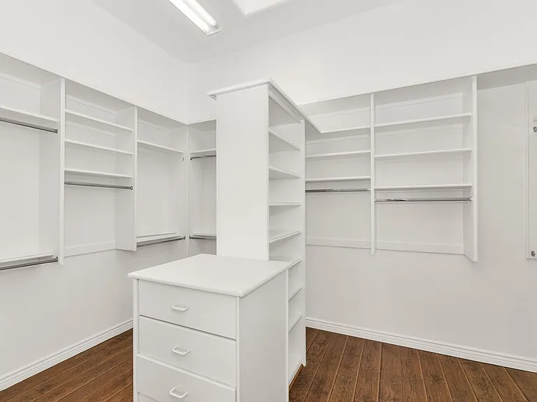 11139 E Cannon Dr — Photo 15