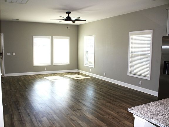 5th image of 880 Curlew Cir