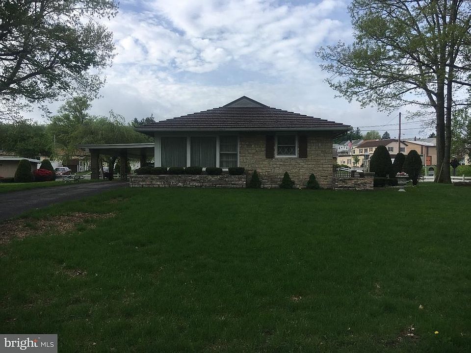 1st image of 500 Westwood Ln