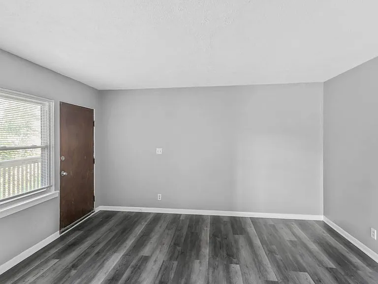 991 Tollview Ave #5 — Photo 7