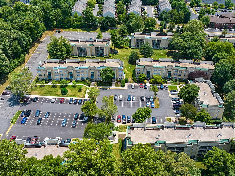 Stuart Woods Apartments — Photo 20