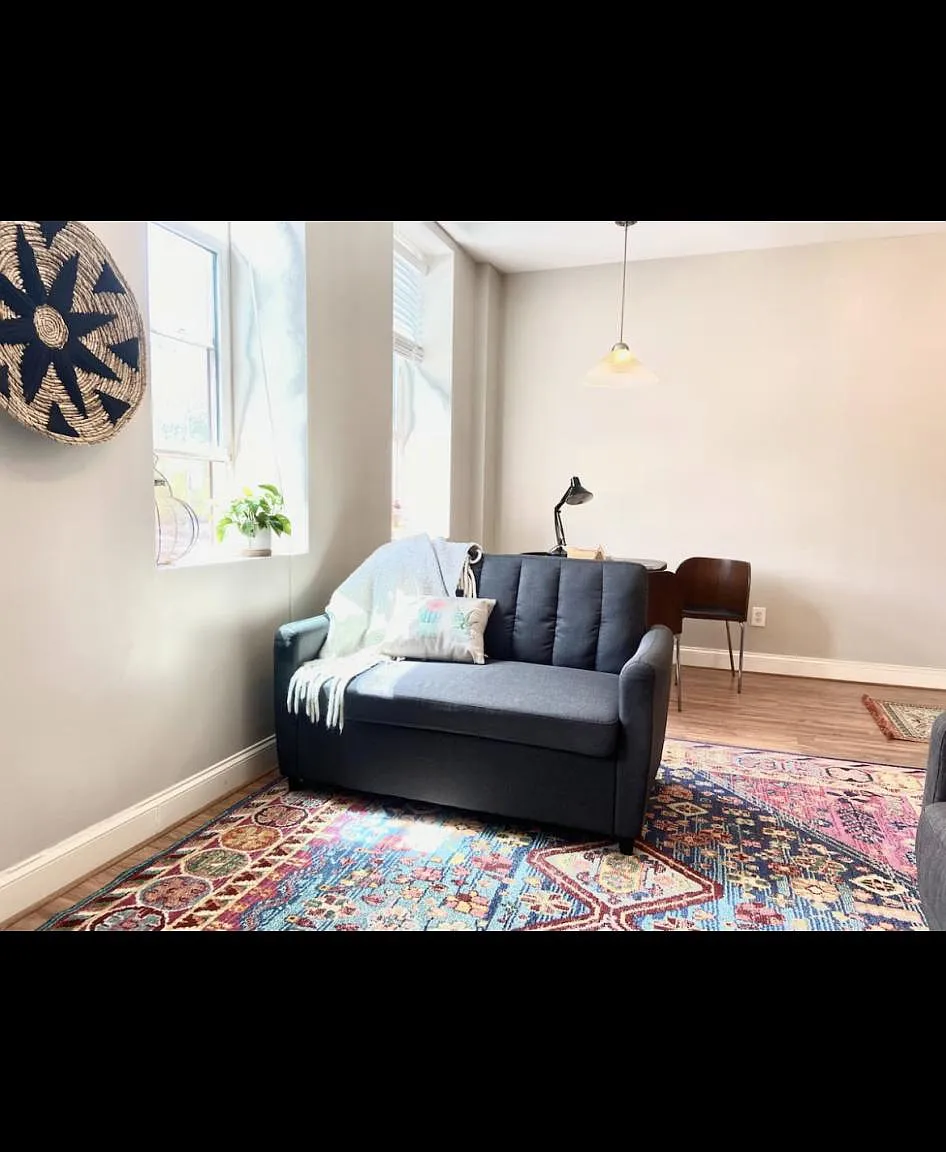 220 W Market St — Photo 4
