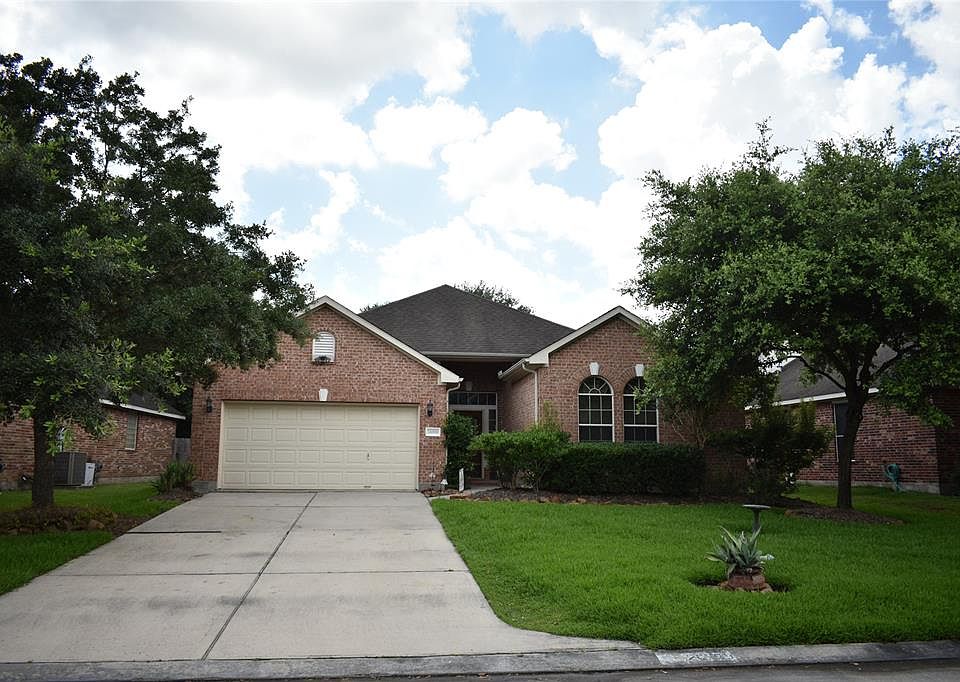 1st image of 26859 Castle Cliff Ln