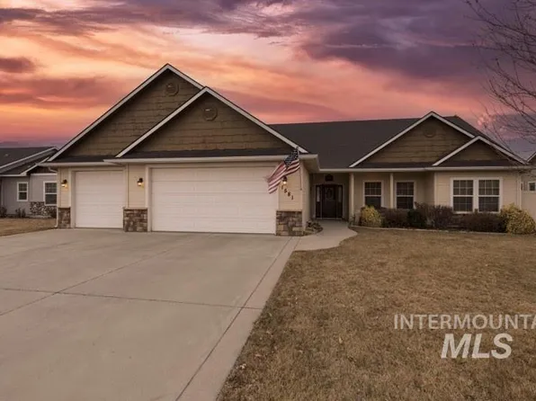 1581 Poplar Ave, Fruitland, ID 83619