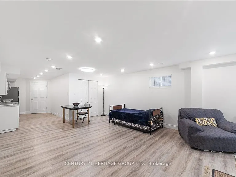 47 Stollar Blvd #BSMNT — Photo 8
