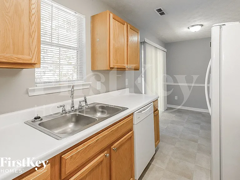 22 Chelsea Ln — Photo 8