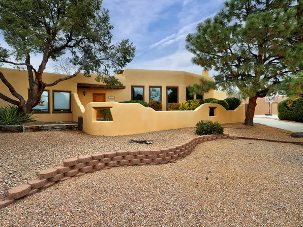 1705 Camino Gusto NW, Albuquerque, NM 87107