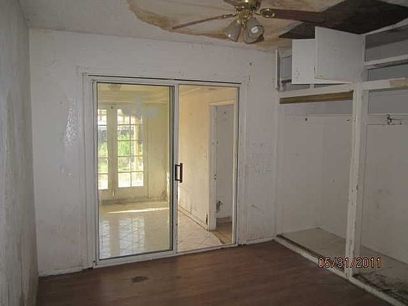 4th image of 25550 E 6th St