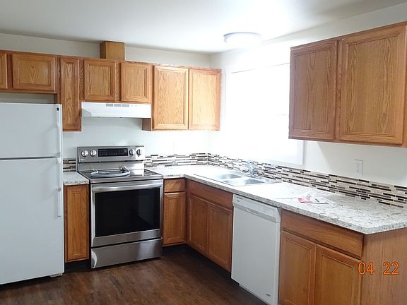 5th image of 918 NE 21st Ave