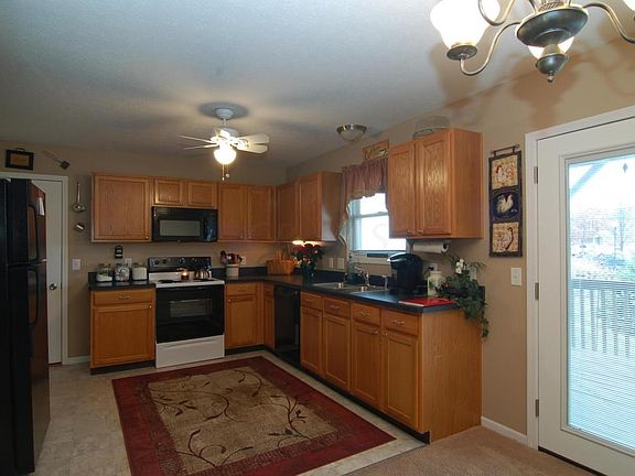 4th image of 3808 Willowswitch Ln