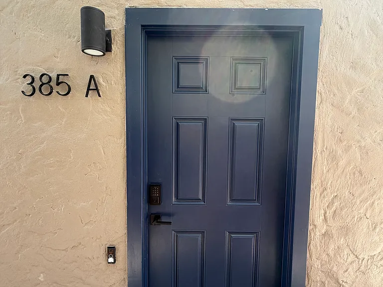 385 Irwin St #385A — Photo 2