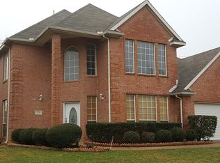 529 Avondale Dr, Grapevine, TX 76051