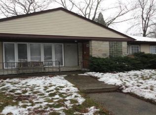 80 Blackhawk Dr, Park Forest, IL 60466