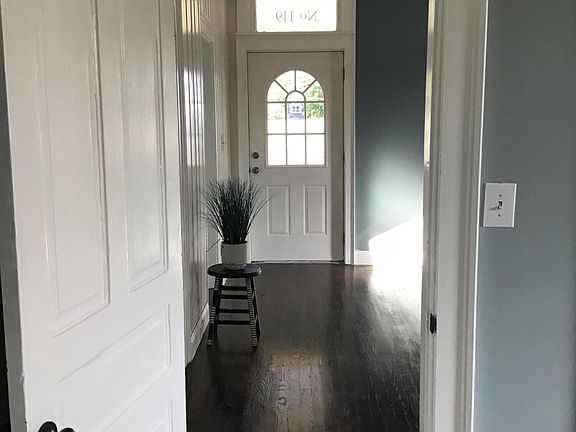 3rd image of 119 E Burwell Ave