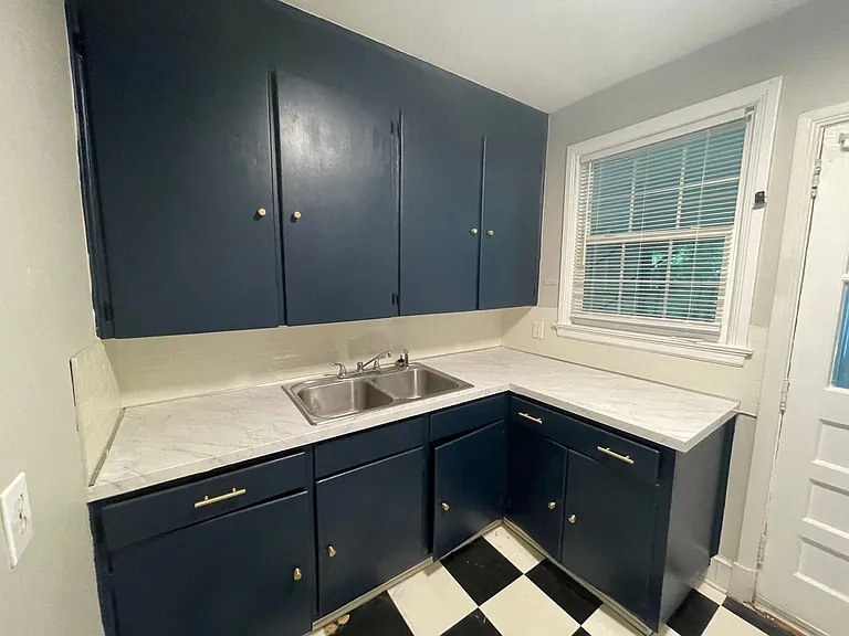 1523-1525 Woodbine Ct — Photo 5