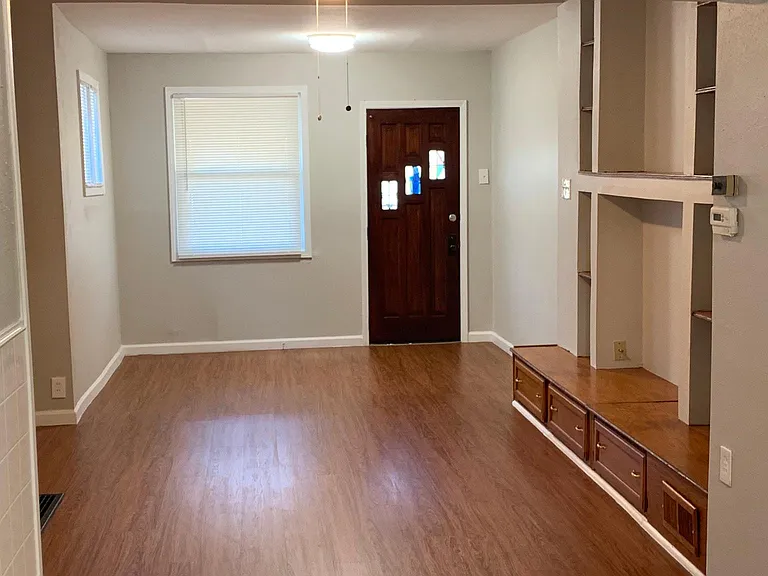 4137 Beethoven Ave — Photo 2