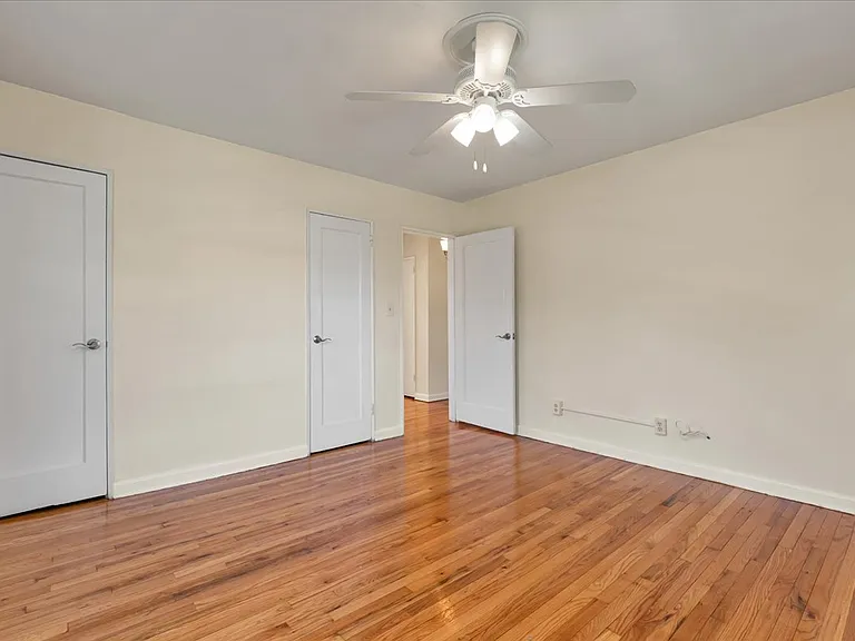 11B W Roselle Ave #11B — Photo 23