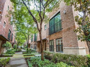 2411 Hall St #4, Dallas, TX 75204