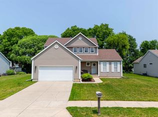 2333 Harwood St, South Bend, IN 46614