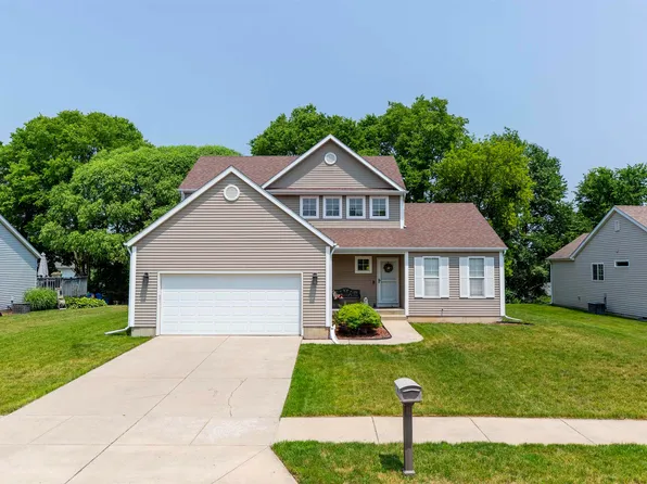 2333 Harwood St, South Bend, IN 46614