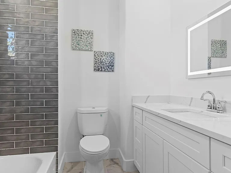 4017 Ward St — Photo 34