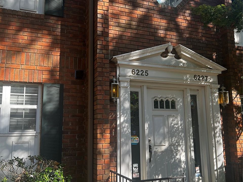 1st image of 6227 S Yorktown Pl #63