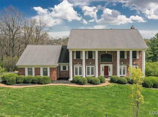 2022 Brook Hill Ct, Chesterfield, MO 63017