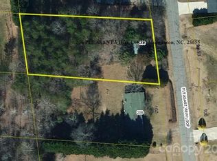 206 Pleasant View Loop, Morganton, NC 28655