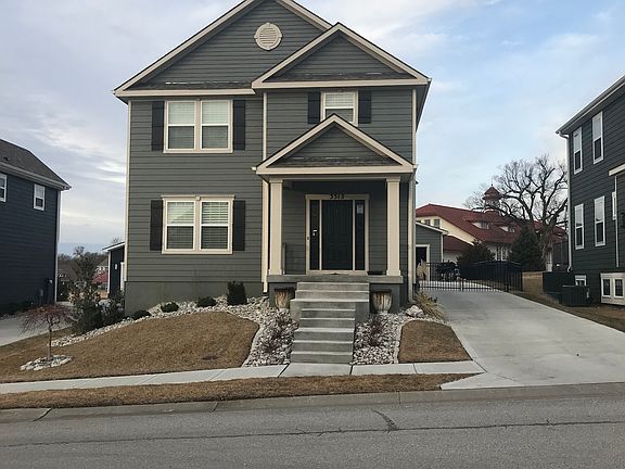 2nd image of 3313 SW Rockbridge Dr