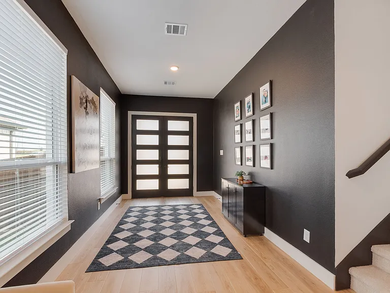 3109 Summer Rain Ln — Photo 4