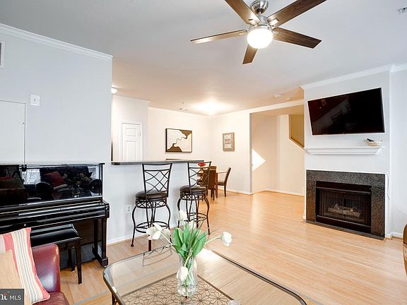 5th image of 5120 Brittney Elyse Cir #T
