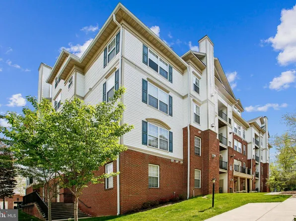 11506 Sperrin Cir Unit 405, Fairfax, VA 22030